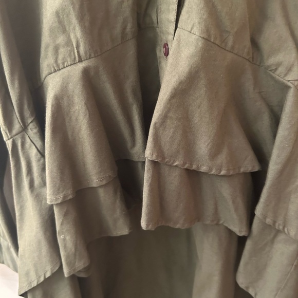 Green Peplum Top - Picture 3 of 7